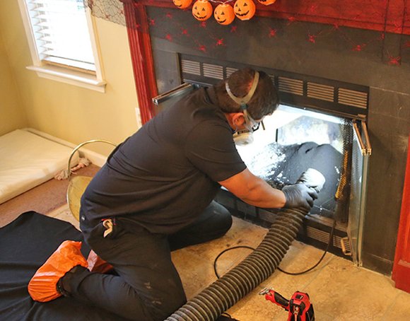 SV Solutions technician removing a vent cover